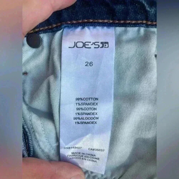 Joe’s women’s denim Jean shorts side slit high low sz 26 in used condition - Picture 3 of 9